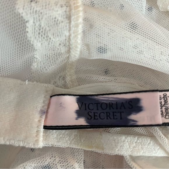 New! Victoria's Secret Lace Unlined Embellished Balconette Teddy 22867 - Picture 8 of 11